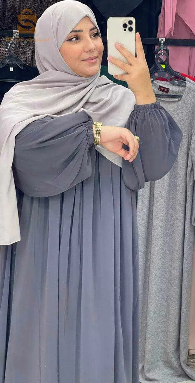 بيع جبة نسائية 
حقائب
احذية