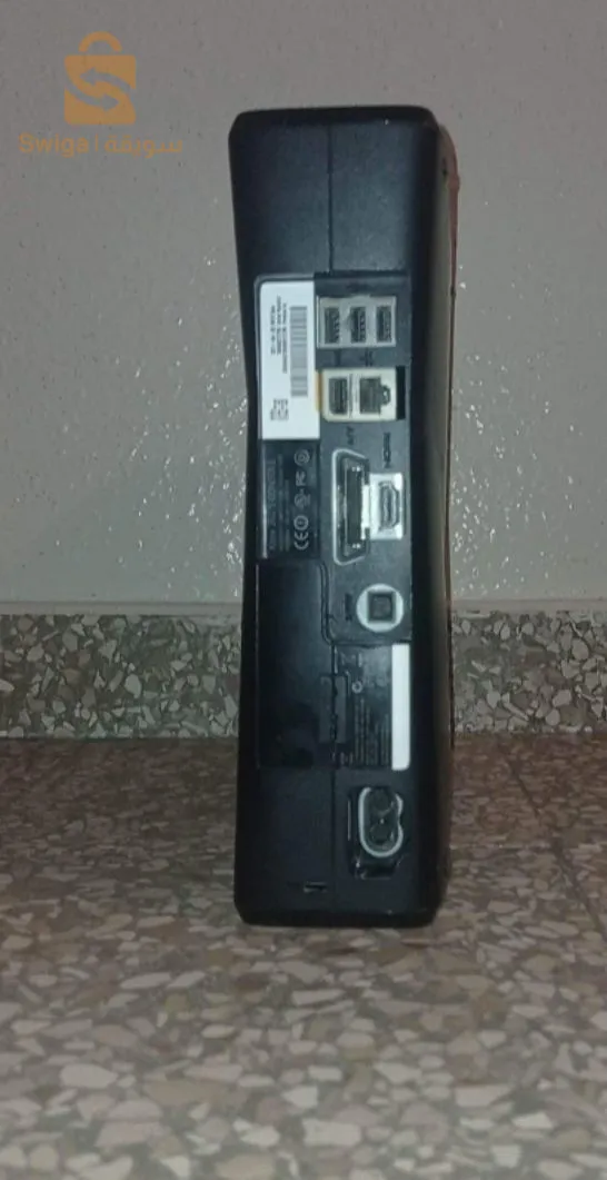 xbox 360 مانات وحدة مفلاشية و مقليتشية فيه 250g 
état10/10 كلشي مريقل نظيفة الله يبارك✨