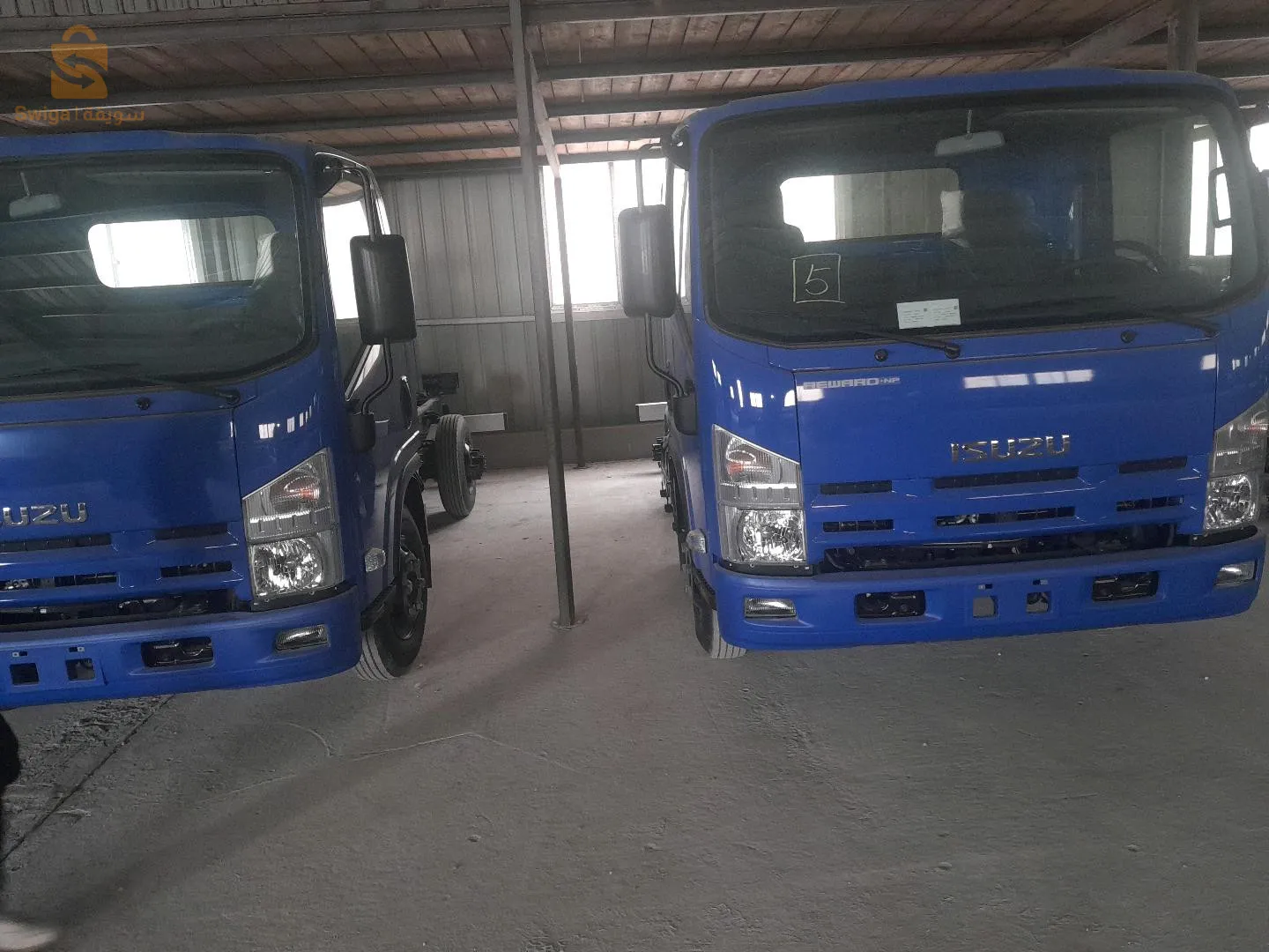 شاحنات ايسزو