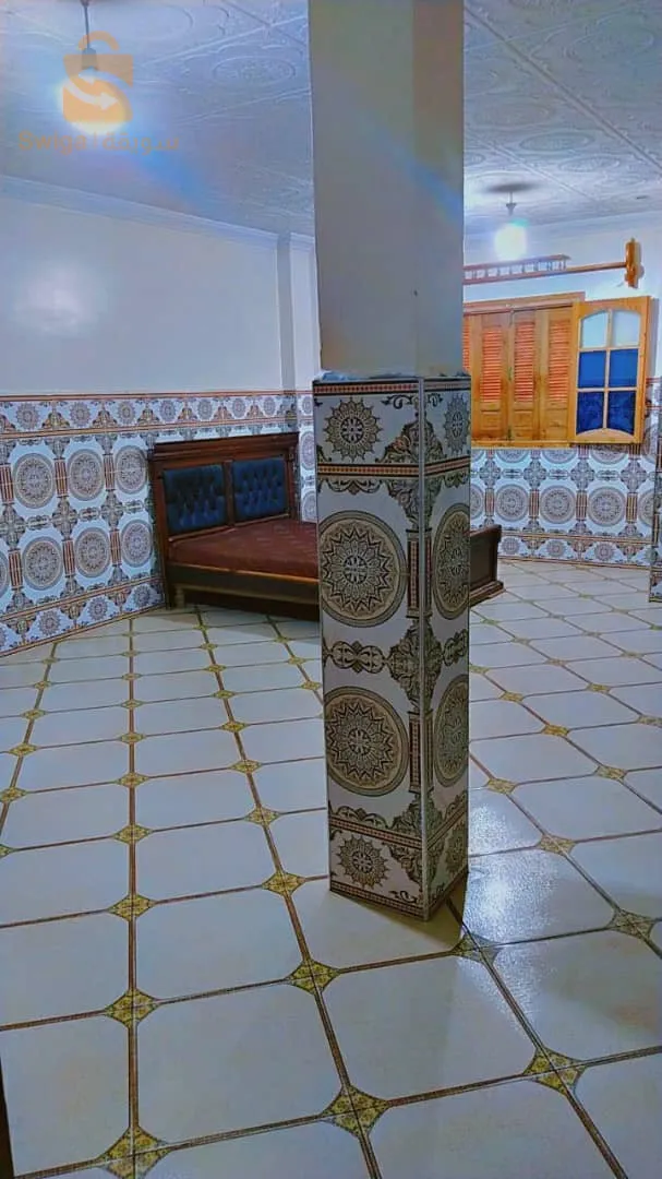 R+2 في موقع ممتاز
