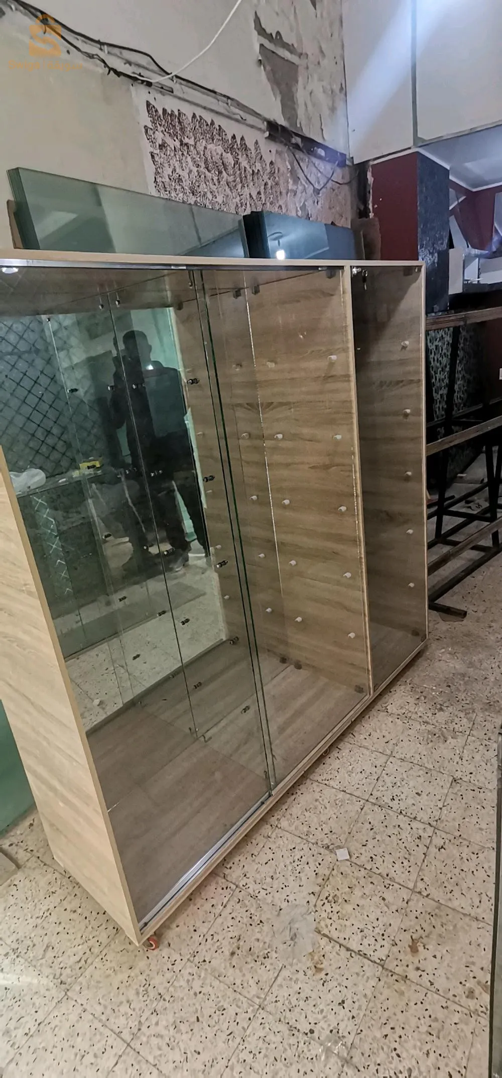 مرحبا تصليح وتركيب جميع أبواب و نوافد الزجاج