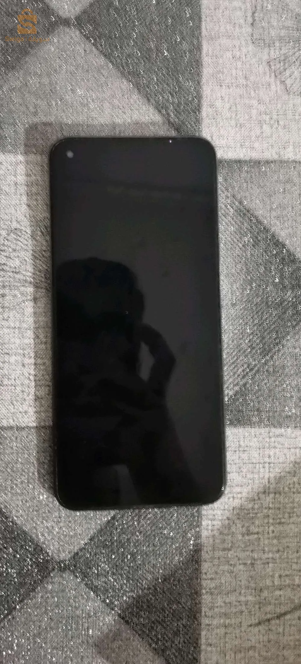 realmi 8i بحالة جيدة 
ram 4..rom 64 
فيه معالج شباب بزااف