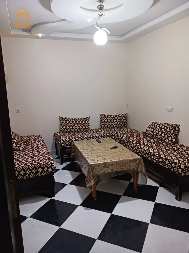 شقق مجهزة للكراء بشايب راسو مرسى بن مهيدي تبعد عن البحر حوالي 4.5كم.