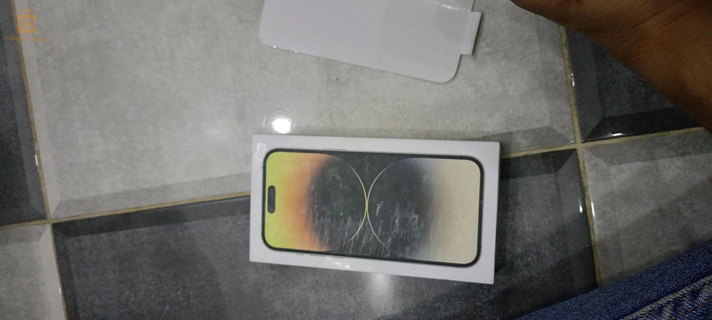 جديد لم يشعل بعد مع سماعته الأصلية