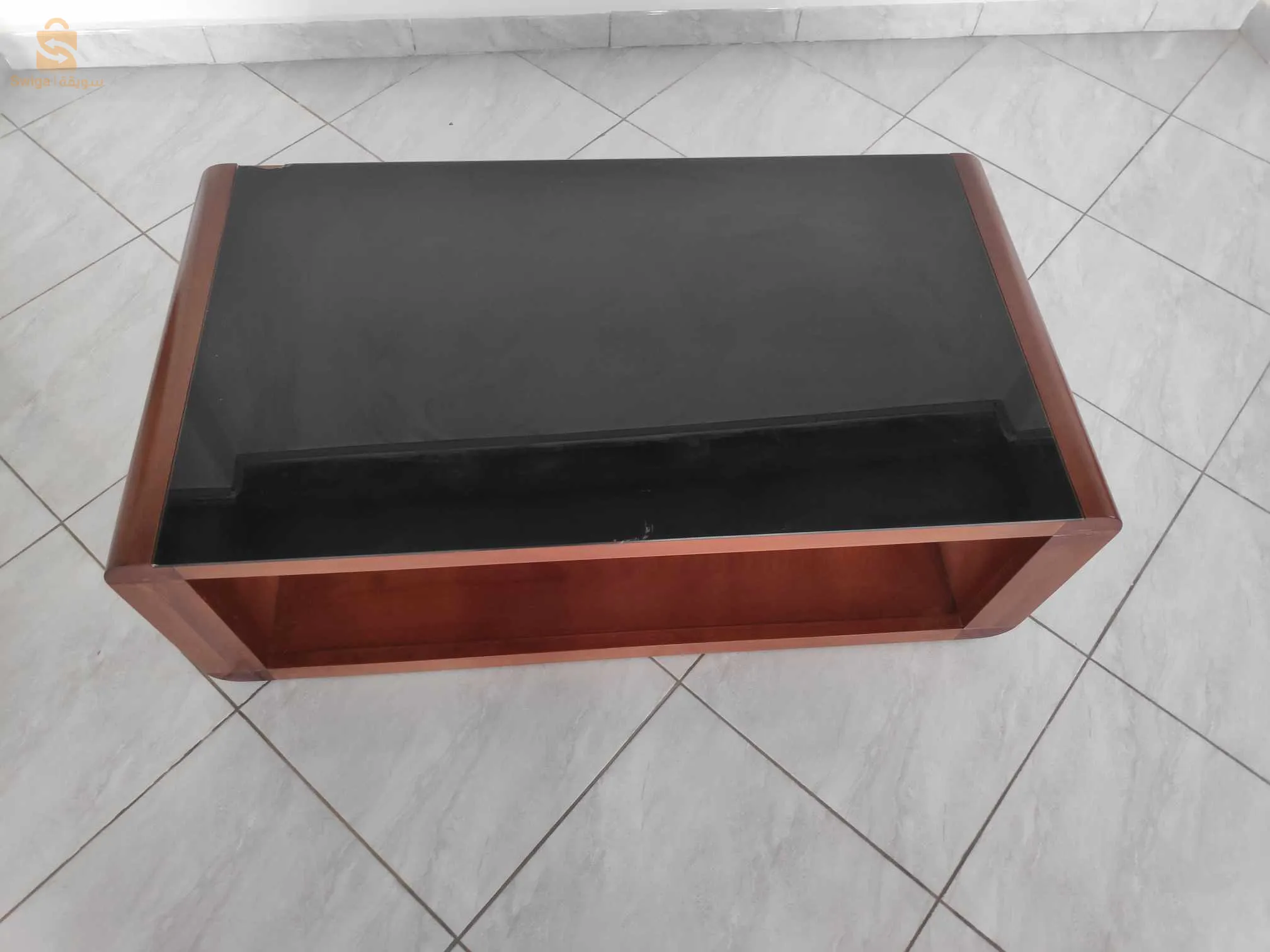 meuble de télévision  et table basse