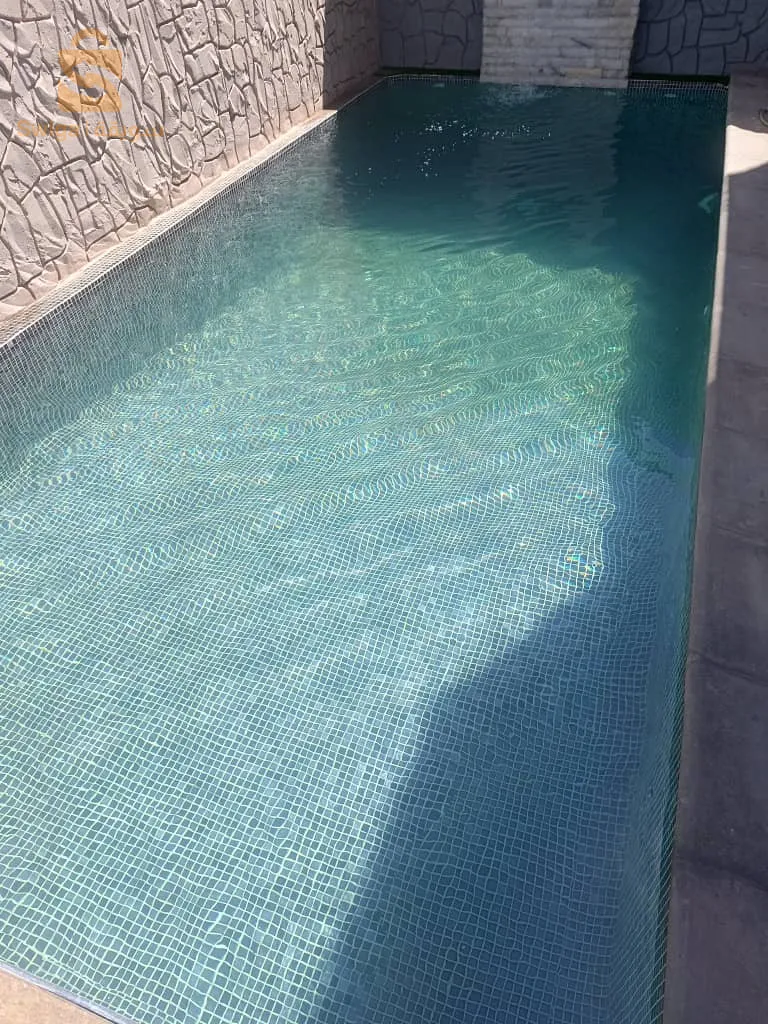 فيلا للبيع بمسبح في تونان دائرة الغزوات ولاية تلمسان