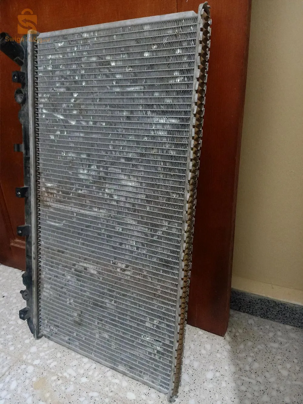 radiateur ACCENT  خاصها بسان فوقاني في حالة جيدة