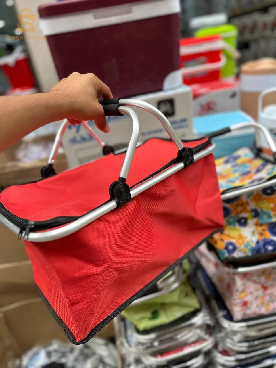 حافظة الطعام وعازلة للحرارة