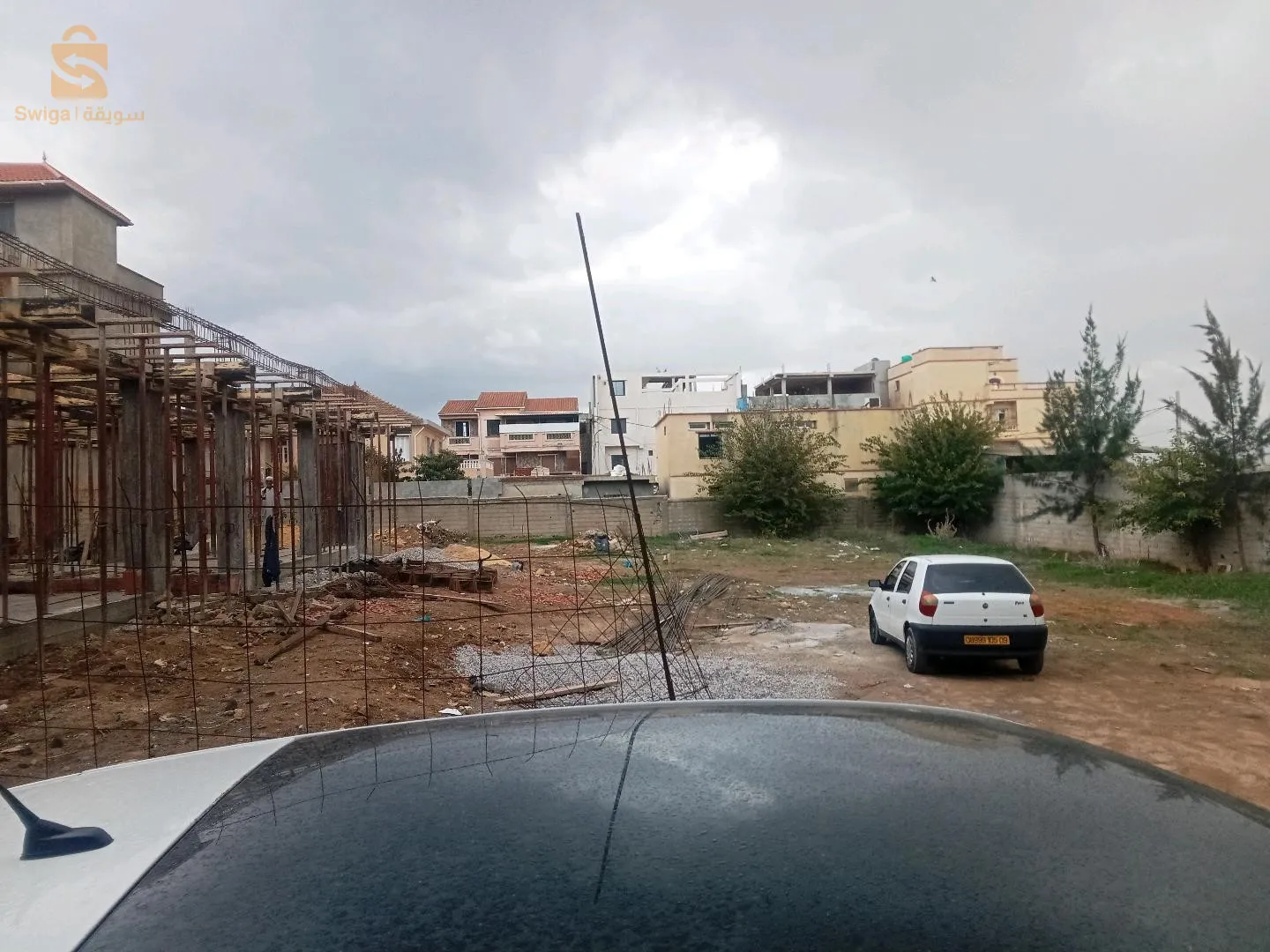 قطعة ارض في منطقة هراوة معمرية بالتحديد مساحتها 270 م مربع يمكن الاتلاع على الوثائق عند الموثق ...للقطعة عقد في الشيوع جاري التعديل في الحكمة للحصول على الدفتر العقاري