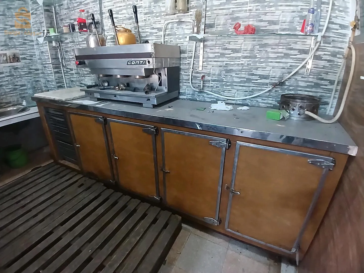 عتاد مطاعم ومقاهي