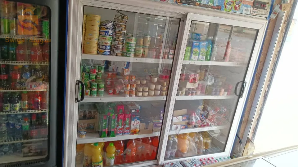 ثلاجة للبيع