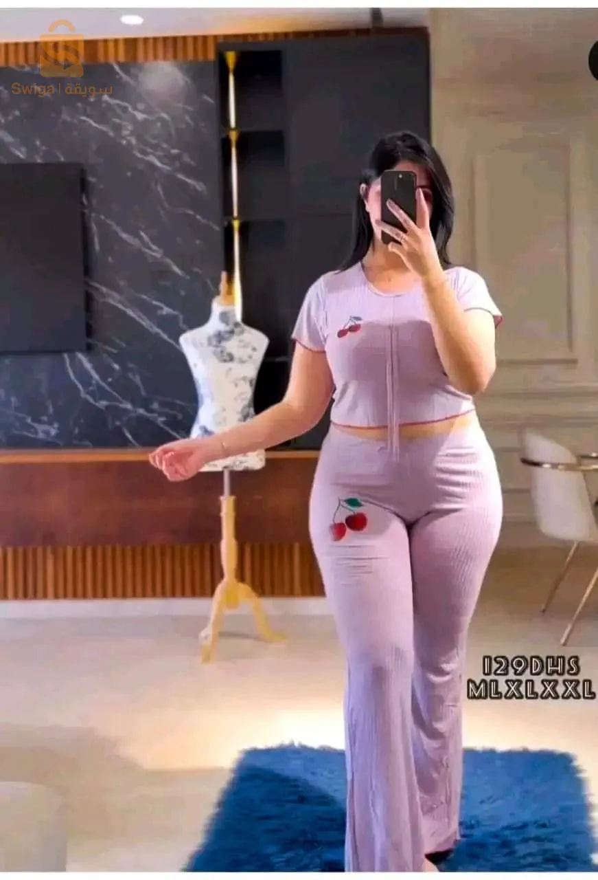 بيجامة حلوة بسومة حلوة 🍒