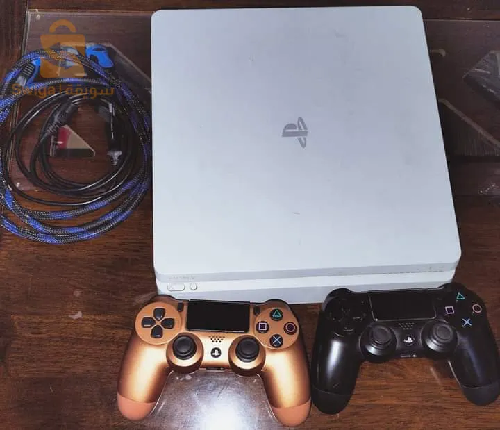 Playstation 4 Slim version 9:00|11:00