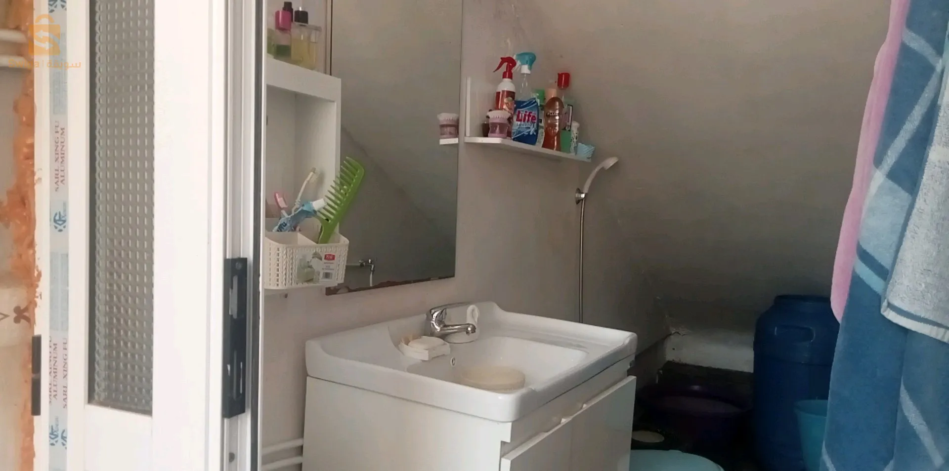 💢شقة للبيع في دائرة سيدي علي ولاية مستغانم 
💢عدد الغرف 3
💢عدد الوجهات3 فصاد 
💢المساحة 64 متر مربع 
💢الوثائق دفتر عقاري 
💢الطابق الارضي
💢الشقة قريبة من الابتدائية/متوسطة/مسجد.....
💢تحتوي على كهرباء ماء غاز سخان الماء خزان ماء 
💢لمزيد من الاستفسارℹ️ رقم الهاتف📲 تحت تصرفكم او على 📞WhatsApp 0656415712