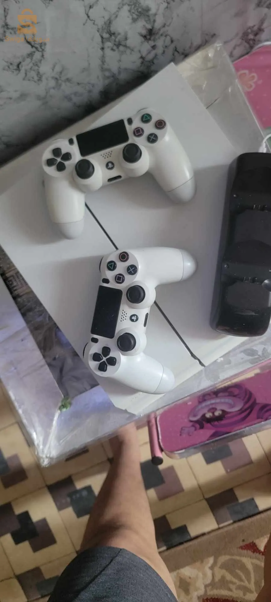 ps4 fat 16.2 jedide utilisé 5moi♦️ 
avec 2manett original♦️  
chargeur manette♦️ 
cd de detroune ♦