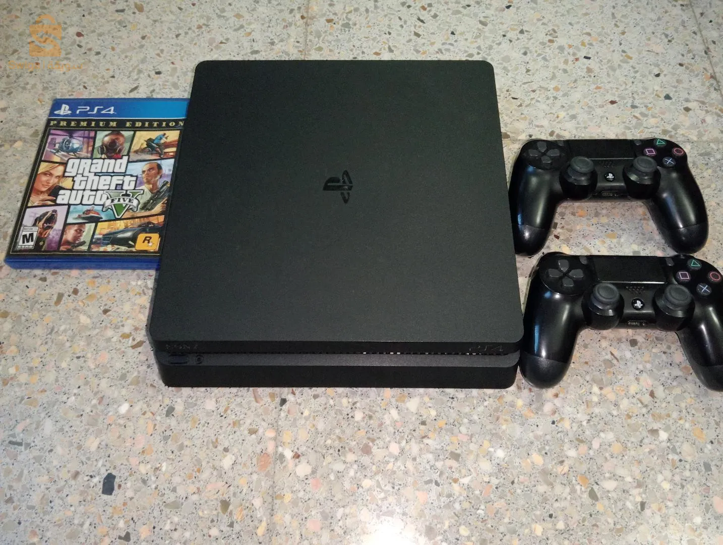 playstation 4 slim