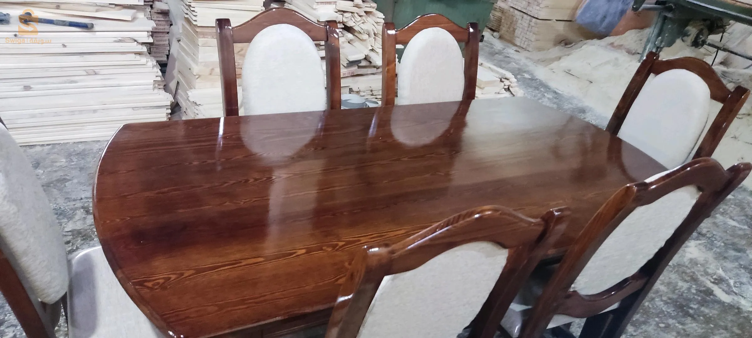 طاولة طالون