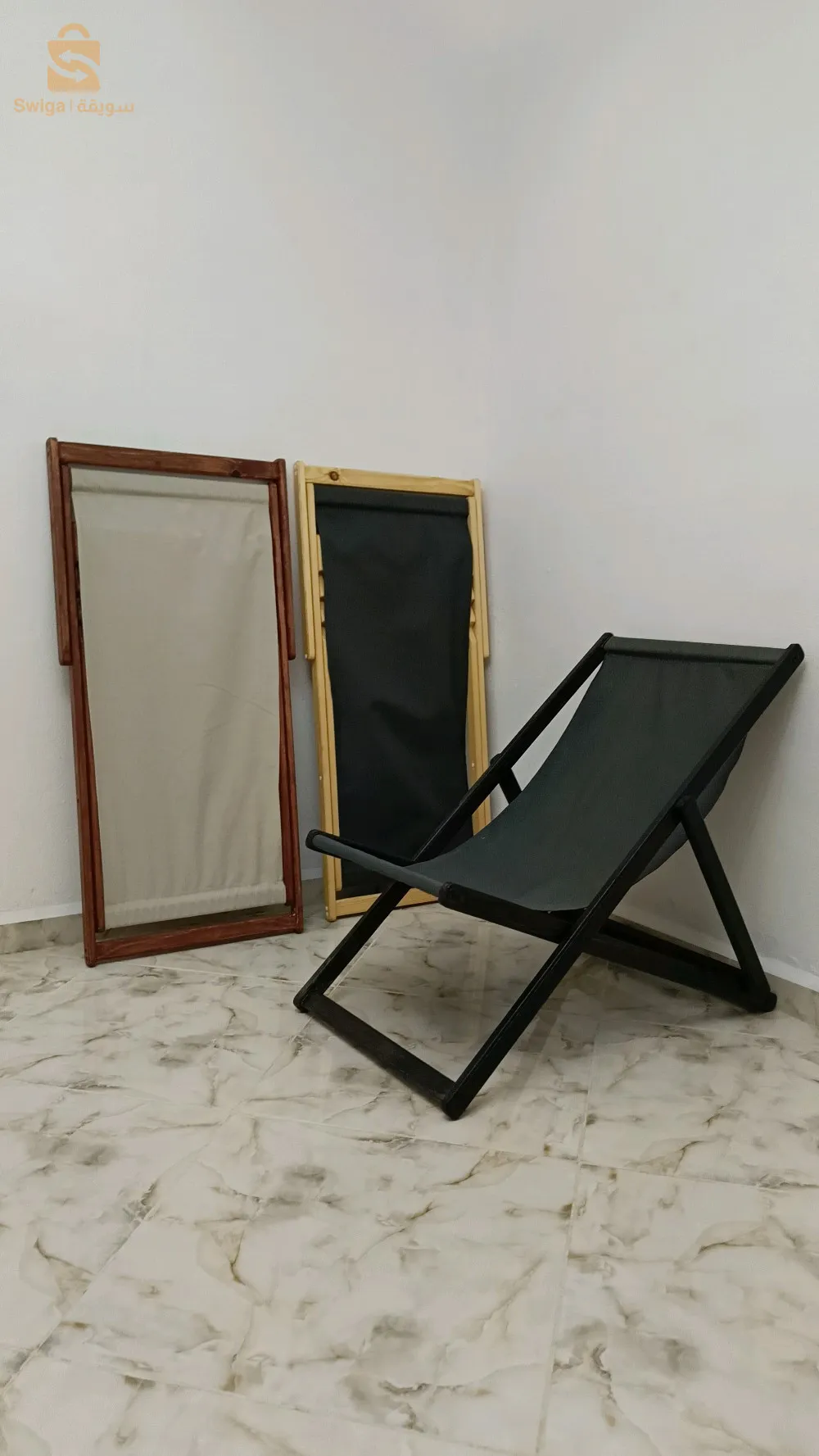 كراسي  للاسترخاء و الاستجمام في المسابح و في المنزل و الحدائق