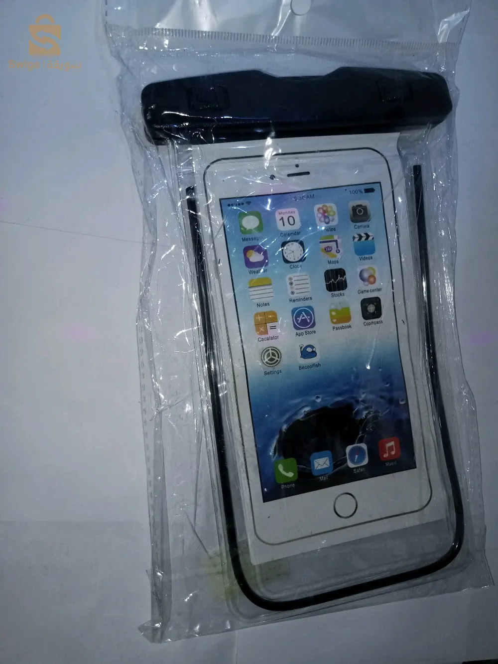 ساكوسة هاتف مضادة للماء