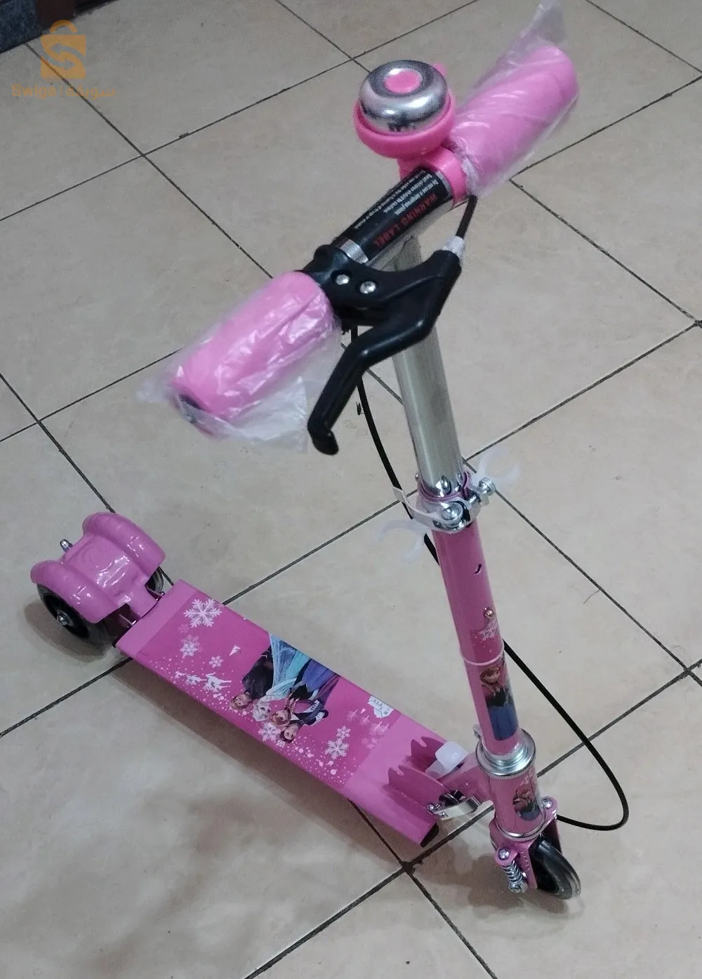 Trottinette pliable avec roues lumineuses . Frein + Sonnette pour enfants 💥
