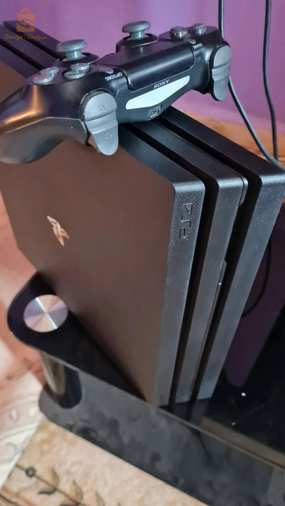 بلايستيشن 4برو حالة ممتازة