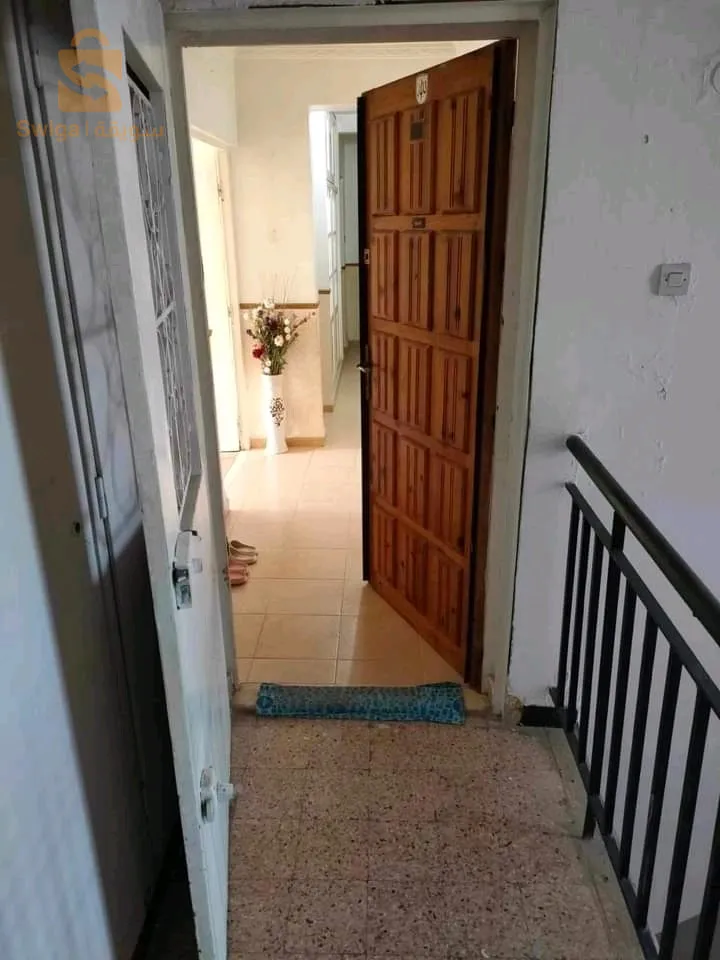 شقة f4  بمساحة 100متر