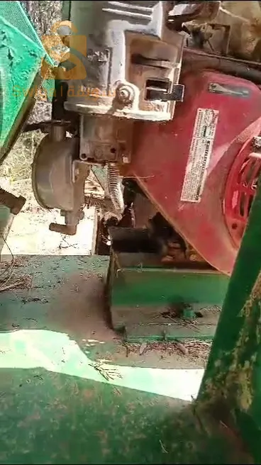 آلة رحي الاعلاف و التبن و الاغصان broyeur aliment