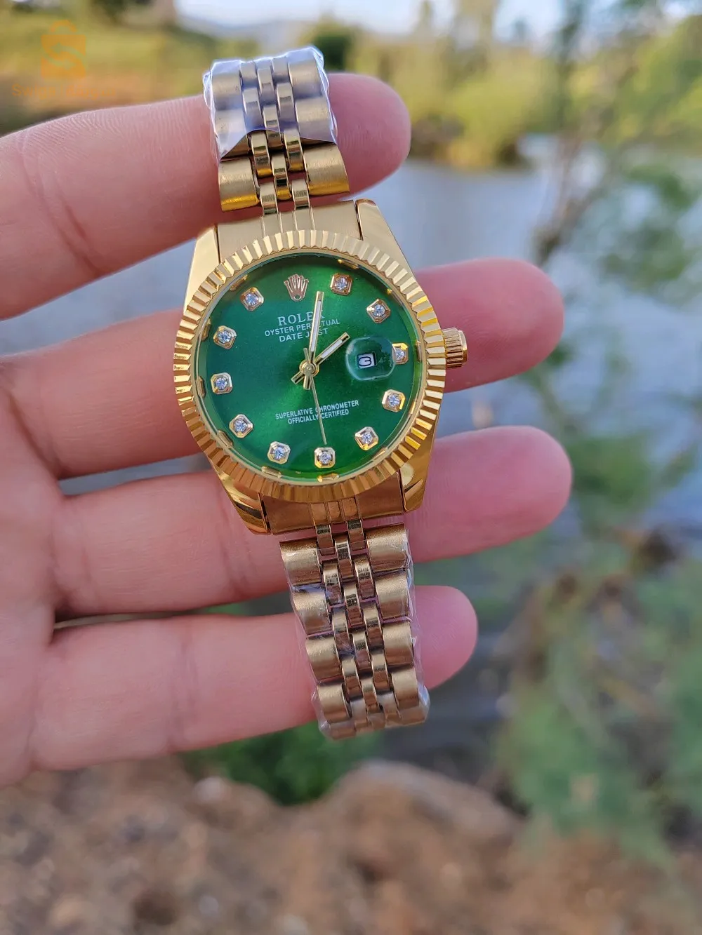 ساعات نسائية