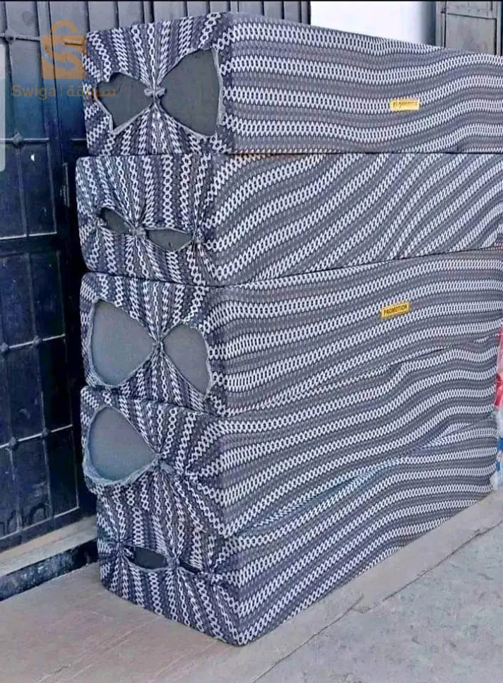 💥💥لافار لافار لافار متراطيش بروموسيون😱😱 
✅مطارح نوعية جيدة و سومة معقولة
✅متوفرين مطارح في40/30/25/20/15/10 cm 
✅توصيل متوفر دفع عند الاستلام
✅للطلب راسلونا في الخاص او اتصلو على :0797114868