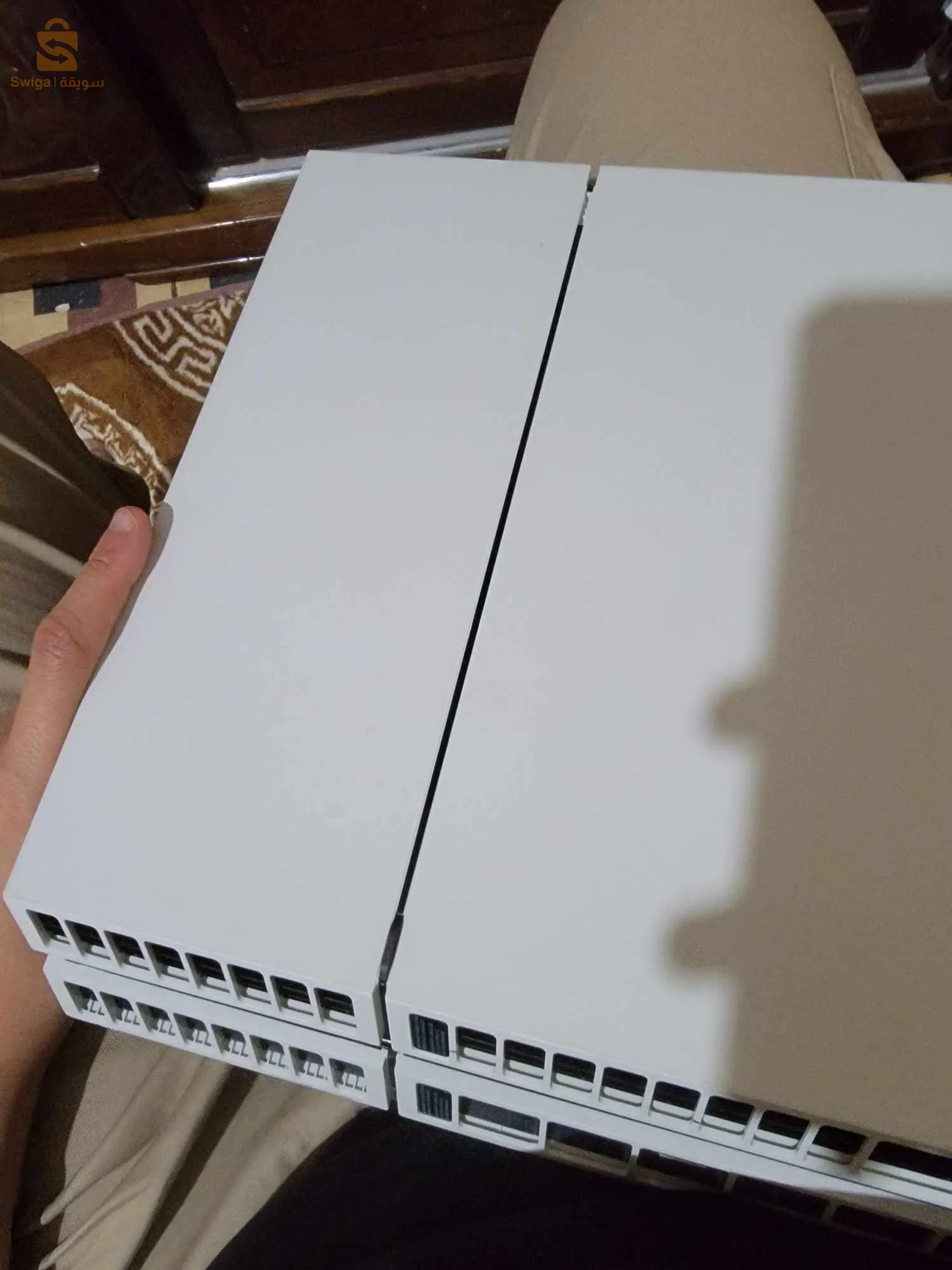 ps4 fat 16.2 jedide utilisé 5moi♦️ 
avec 2manett original♦️  
chargeur manette♦️ 
cd de detroune ♦