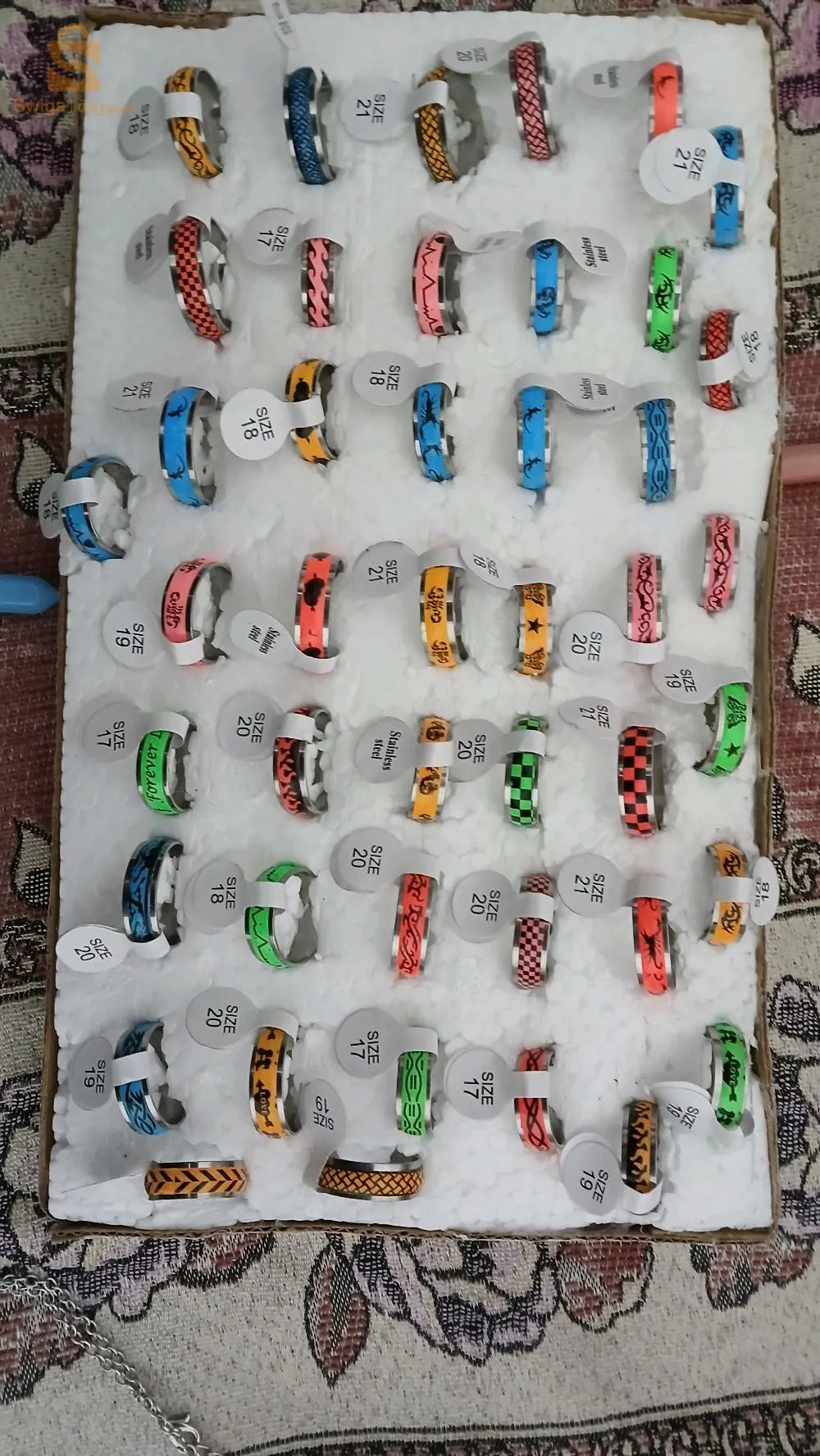 خواتم متوهجة في الظلام بسعر 30 ألف فقط.