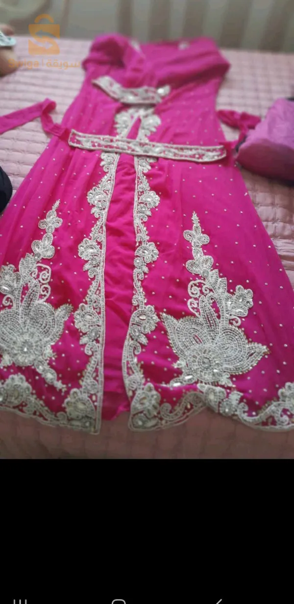 location robe blanche tasdira