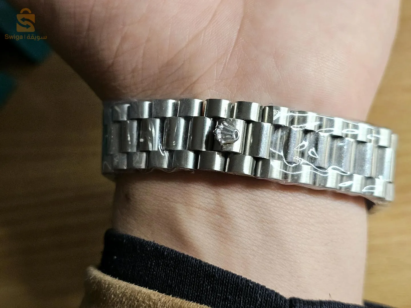 montre Rolex oyster perpetual La qualité AAA 👌 acier inoxydable 🦾 علامة رولكس 👑 موجودة على كل جزء من أجزاء الساعة داخل الساعة و على ظهر الساعة و في الجزء المخصص بتعديل الوقت و على قفل الحزام و على ظهر الحزام 👑👑👑