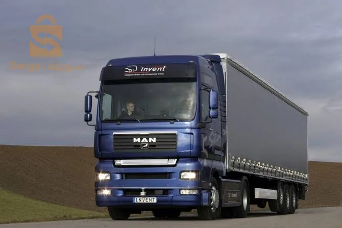 سائق شاحنة نصف مقطورة