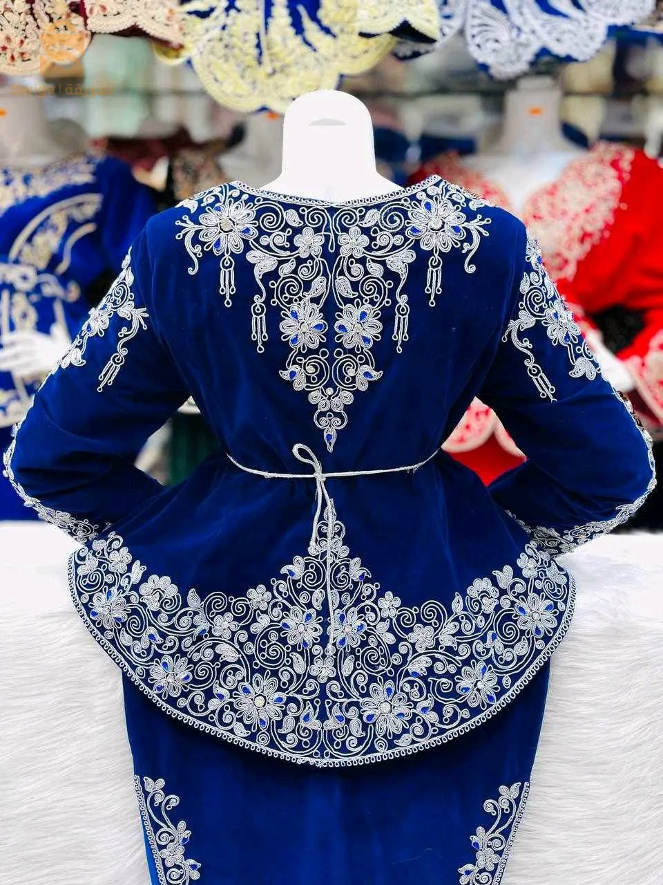 كاراكو +شاشية