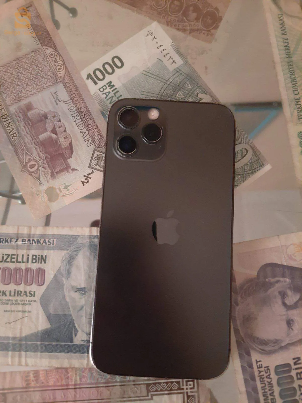 iPhone 12 pro icloud