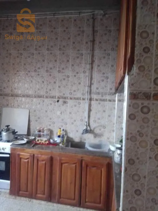 شتمة بالقرب من محطة الحافلات