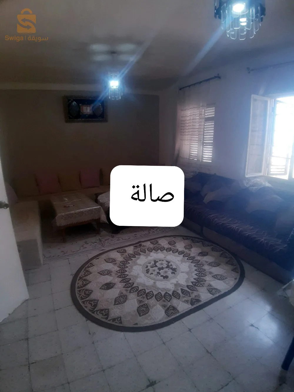 شقة طابق 4 و اخير  منظر رائع يطل على المدينة و البحر و الميناء  جورة ممتازة  توفى كل ملتزمات  المعيشة  و 
Parking امام العمارة