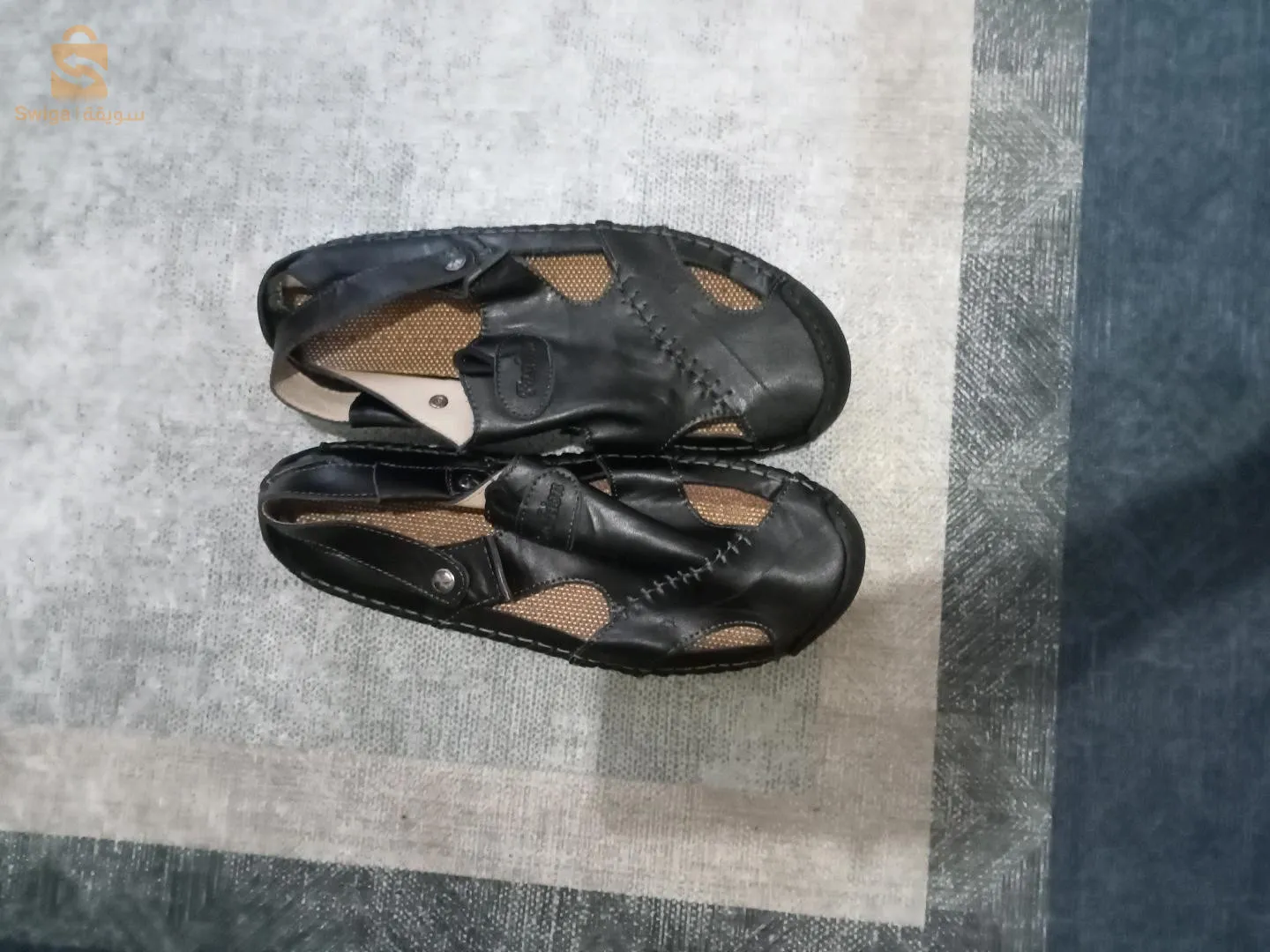 une sendalle est une chosure classique