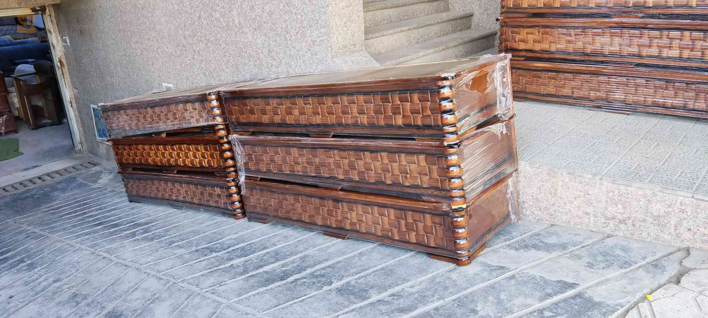 اثاث منزلي وديكور عصري