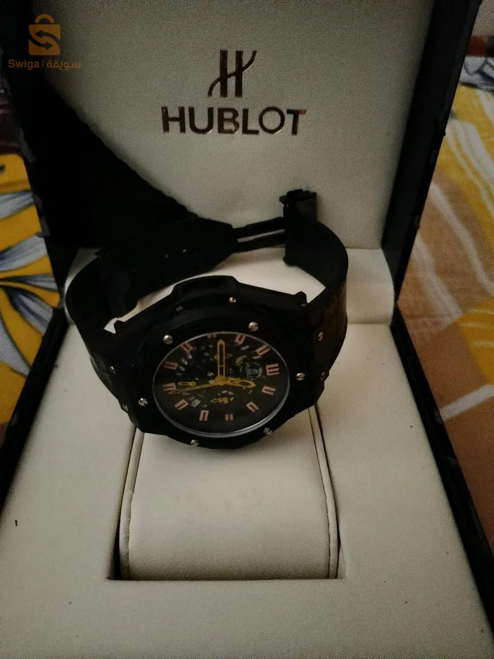 ساعة hublot حرة و نظيفة