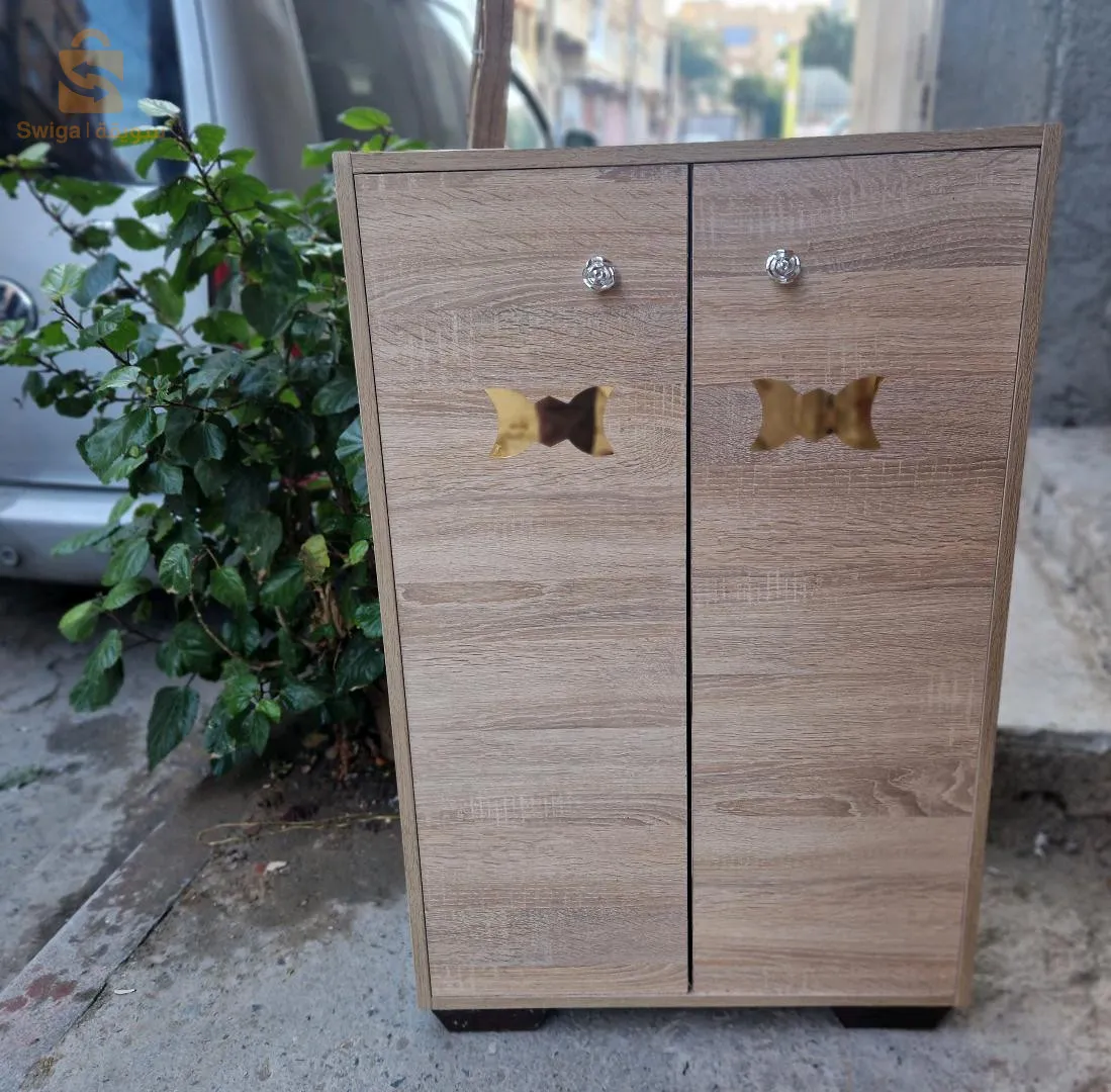 خزانة أحذية عصرية خشبية