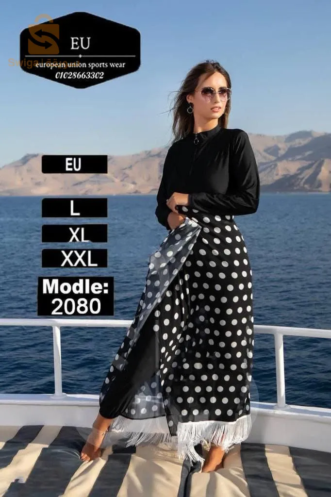 بوركيني قماش وتر بروف
2ps 
كيما واضح في الصور الريال         لطايات   L.x/l2xl 3xl