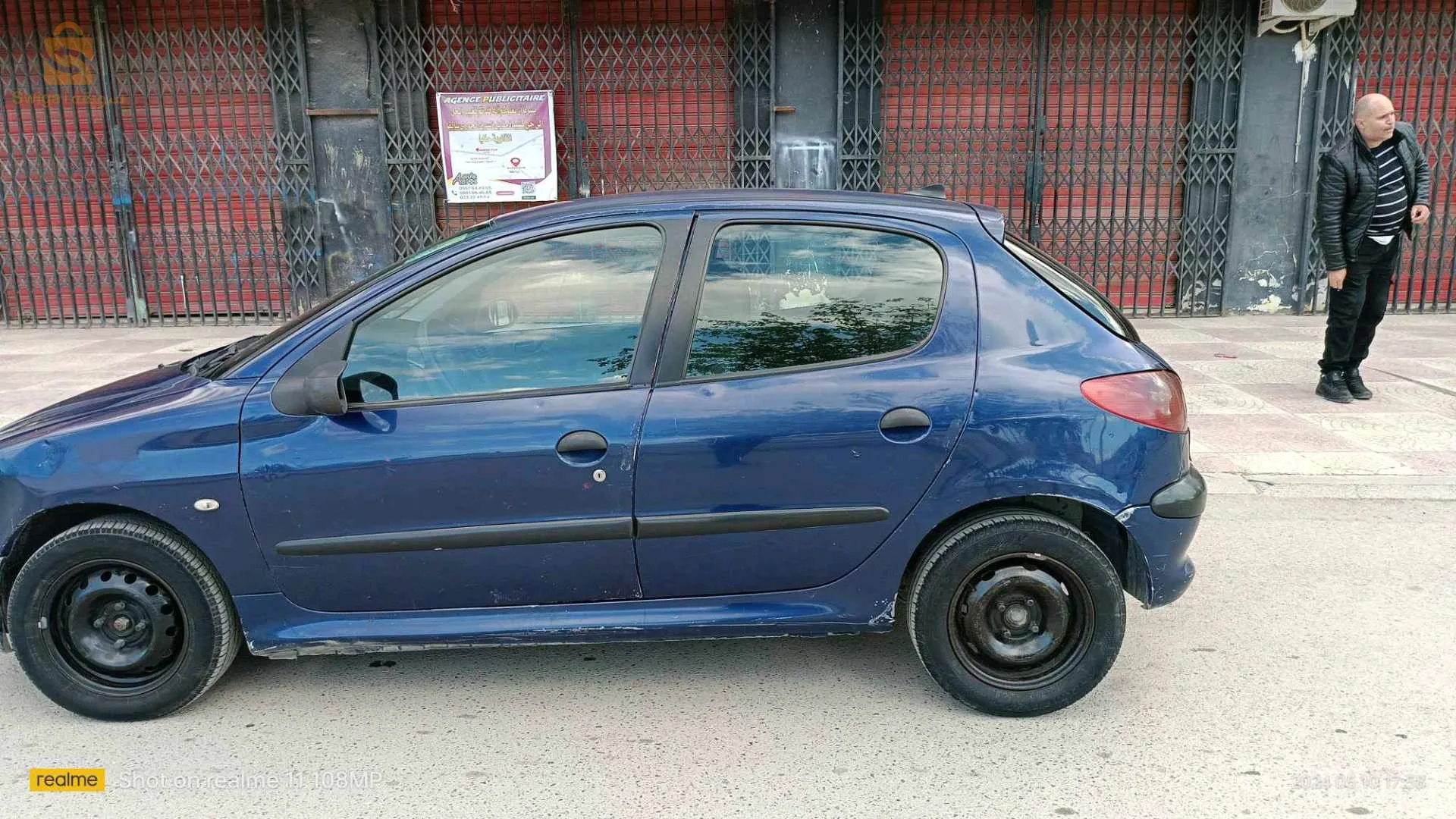 سيارة للبيع نوع بيجو 206