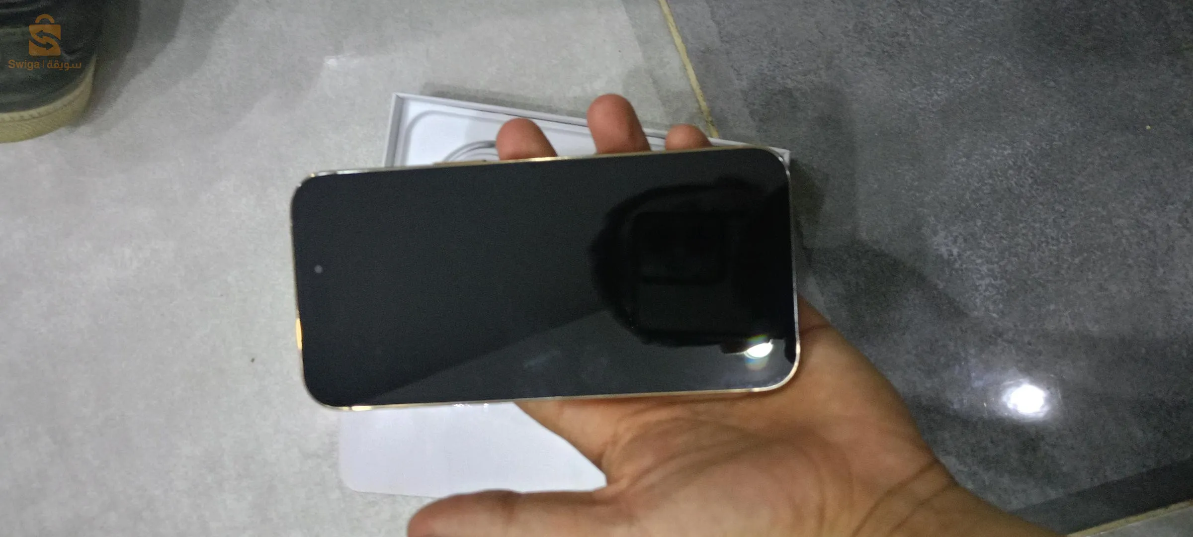 جديد لم يشعل بعد مع سماعته الأصلية