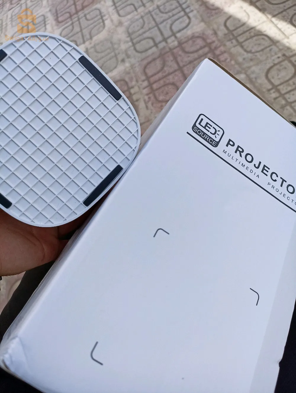 داتا شو بروجيكتار PREMIUM اندرويد عالي الدقة