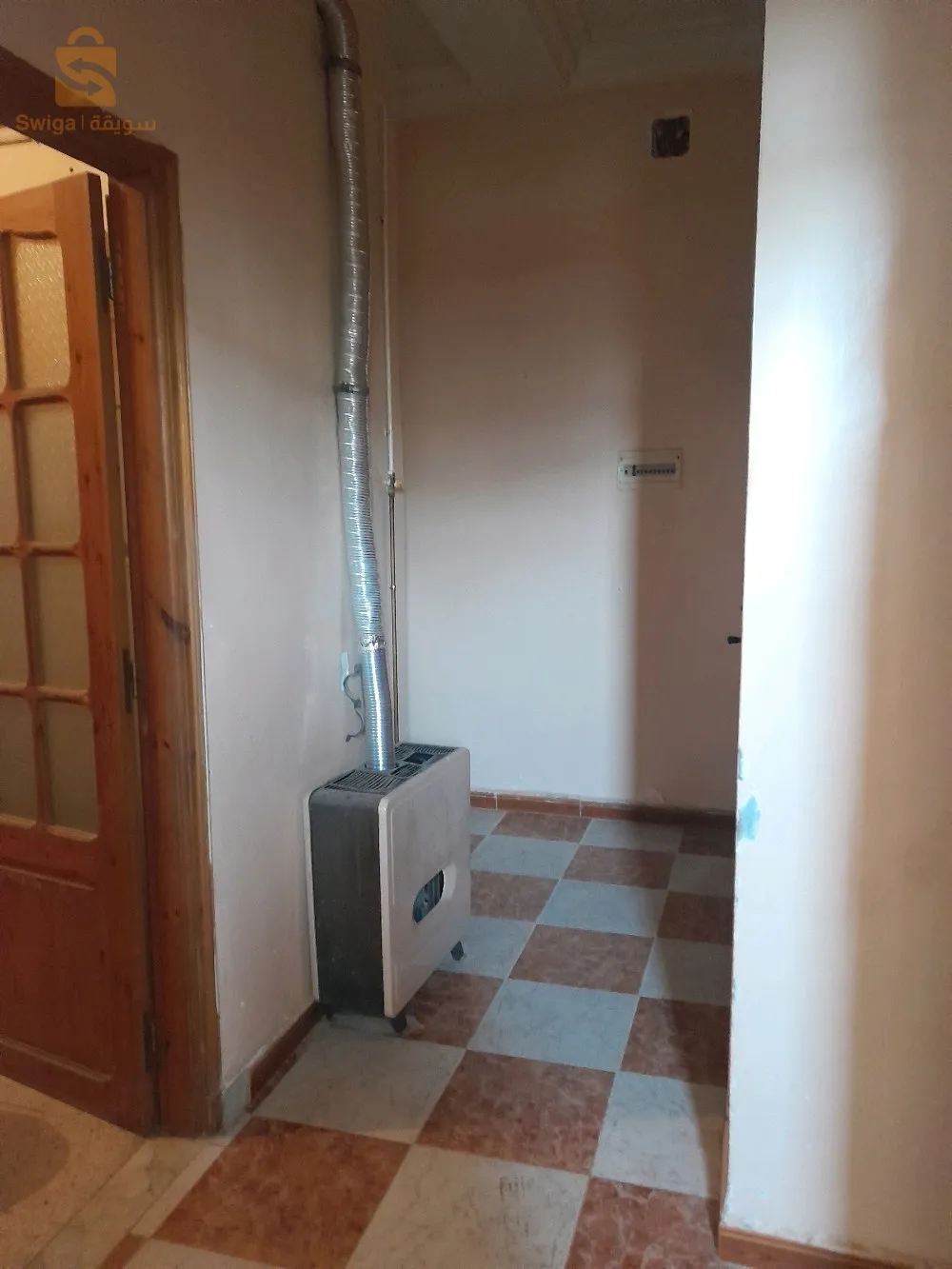 la source korso à proximité de la plage