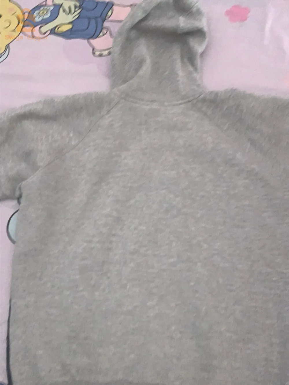 Veste nike original importé d’angleterre taille tlbs S ou M