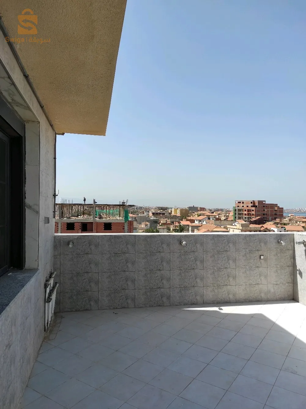 شقة F4 مكتملة + طابق علوي دوبلكس
appartement f4 bien fini