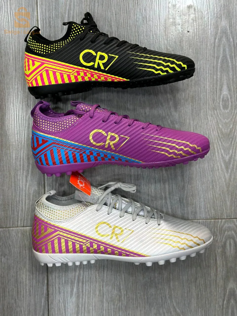 Soulier tout terrain CR7 ( 3 )